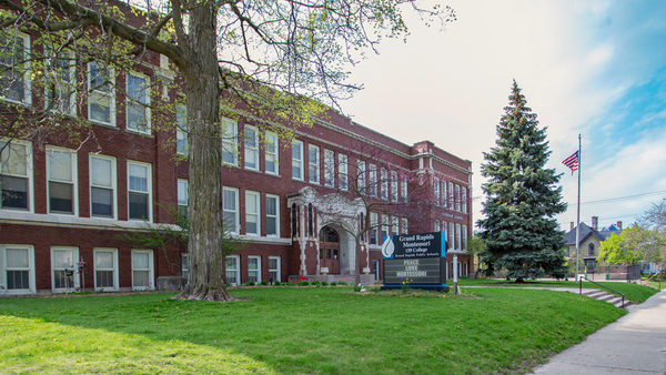 Grand Rapids Montessori Academy